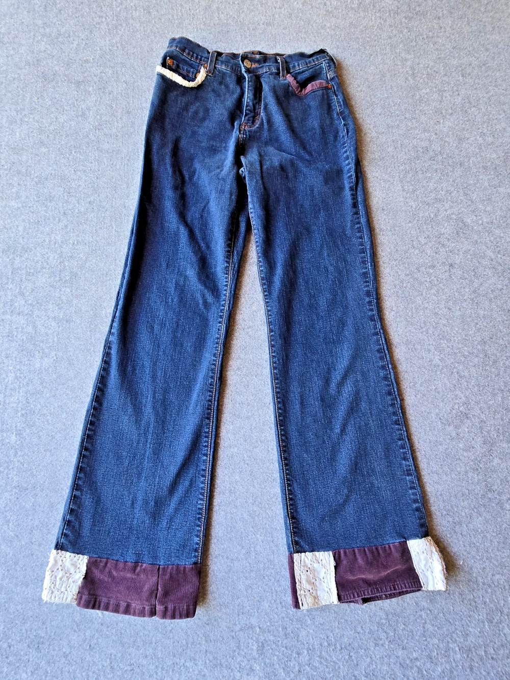 Levi's Women's 512 Jeans Perfectly Slimming Boot Cut Accent Cuffs Pockets Sz 10